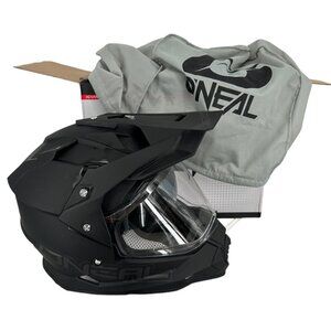 O'Neal 0817-503 Adult Full Face Sierra Helmet Flat Black M 57-58cm 22.4-22.8 in.